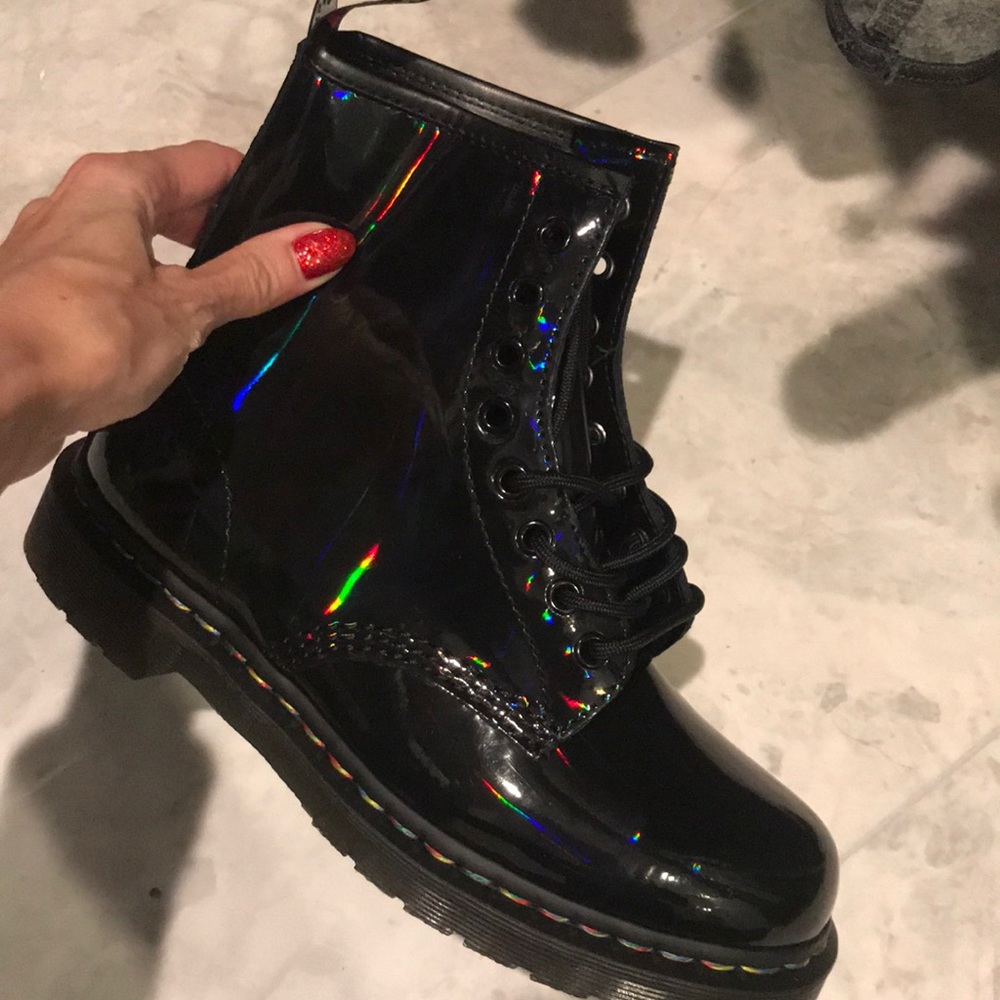 Petro Dr Martins size 8/12 9 Europe 39